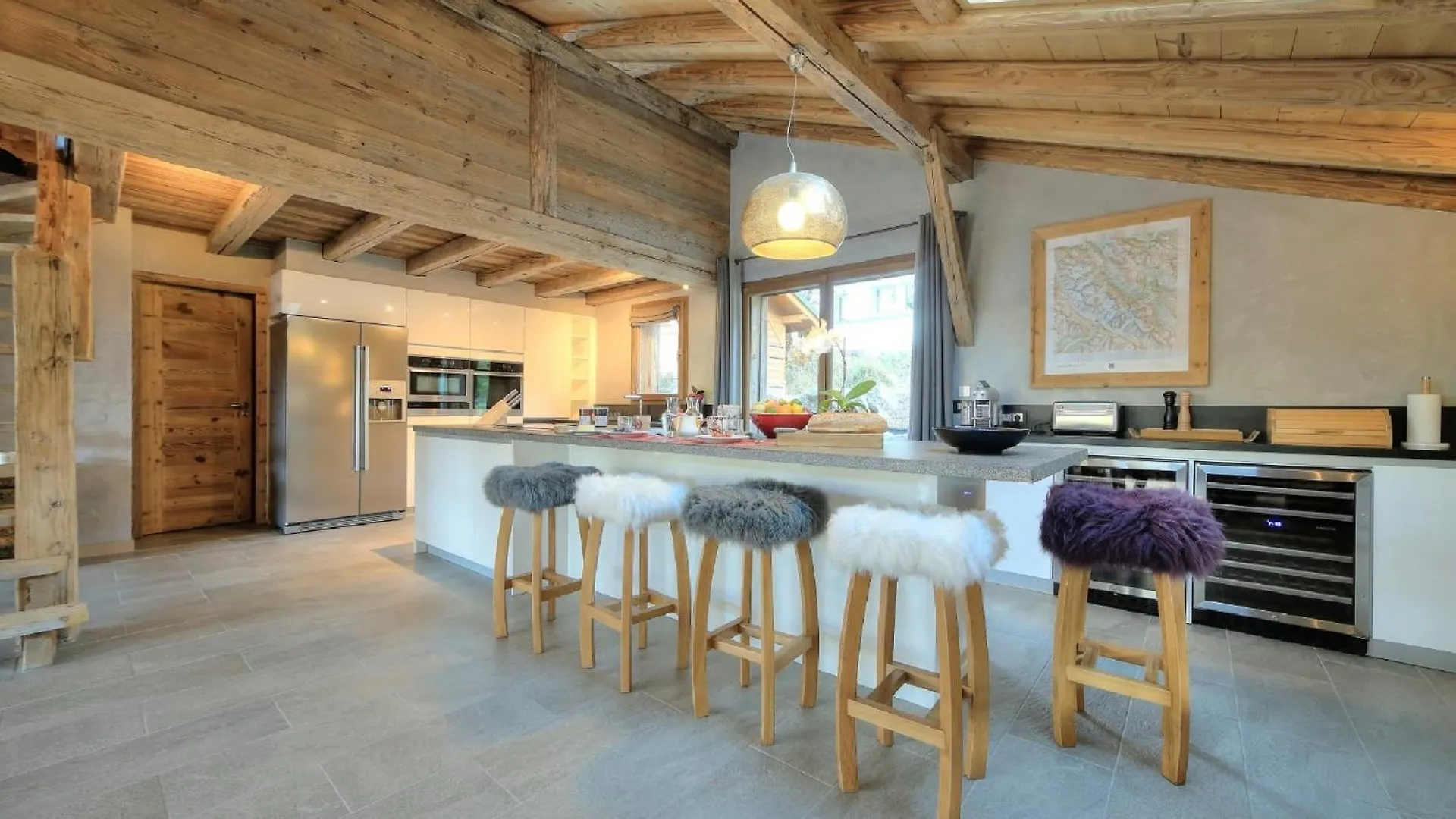 Superbe Chalet Renovee Offre Aussi Une Vue Dominante Magnifique Apartment Mions